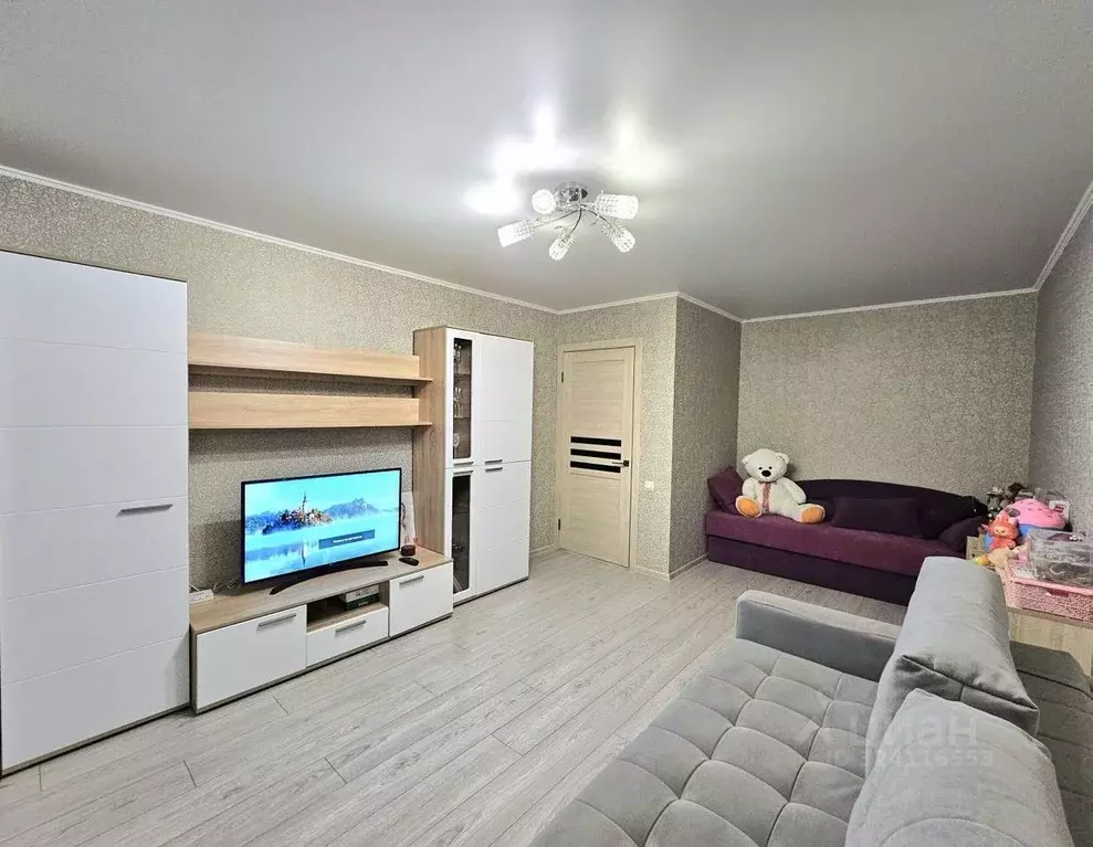 1-к кв. Саратовская область, Саратов ул. Имени С.П. Лисина, 11А (37.4 ... - Фото 1