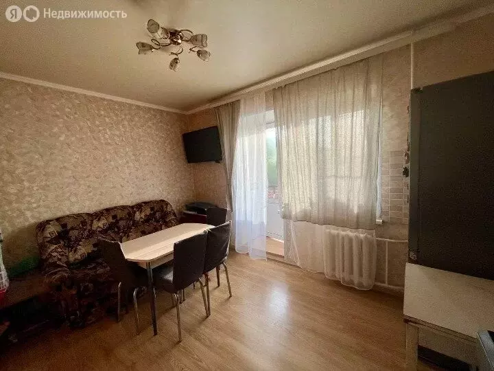 1-комнатная квартира: Орехово-Зуево, улица Коминтерна, 3 (56.5 м) - Фото 0