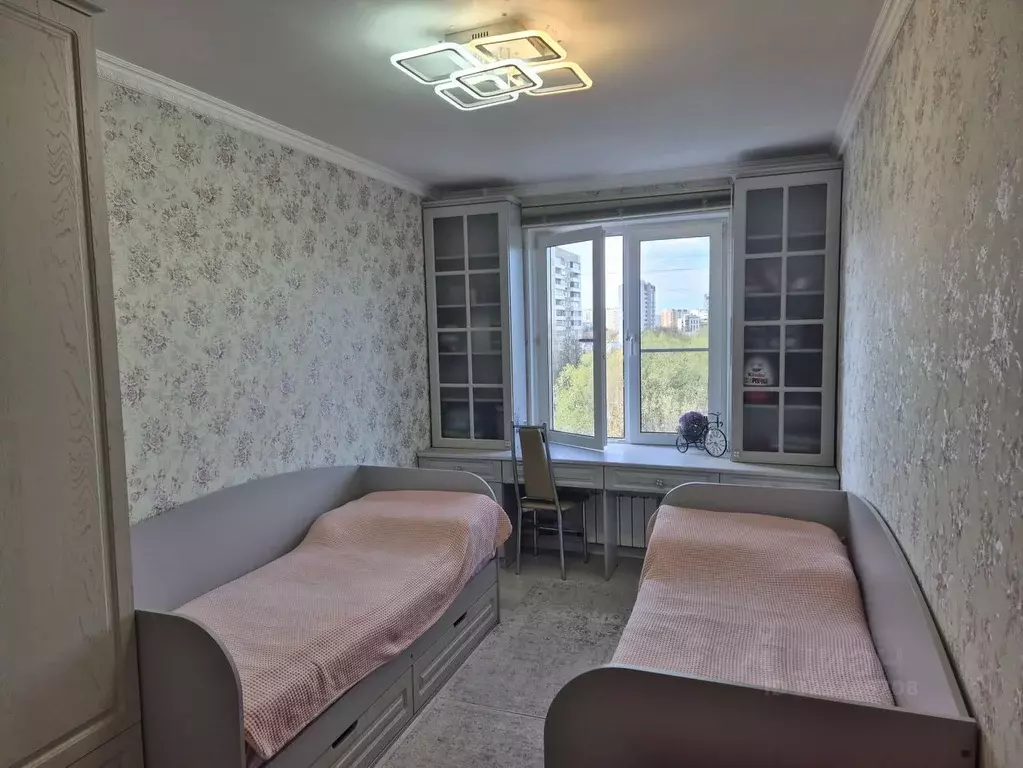 3-к кв. Москва Булатниковская ул., 5К5 (58.4 м) - Фото 1