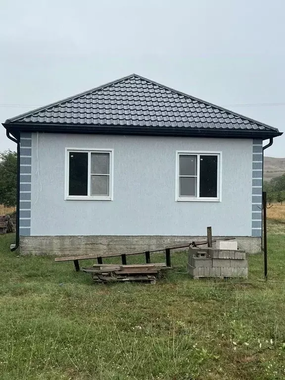 Дом в Краснодарский край, Армавир городской округ, Красная Поляна хут. ... - Фото 0