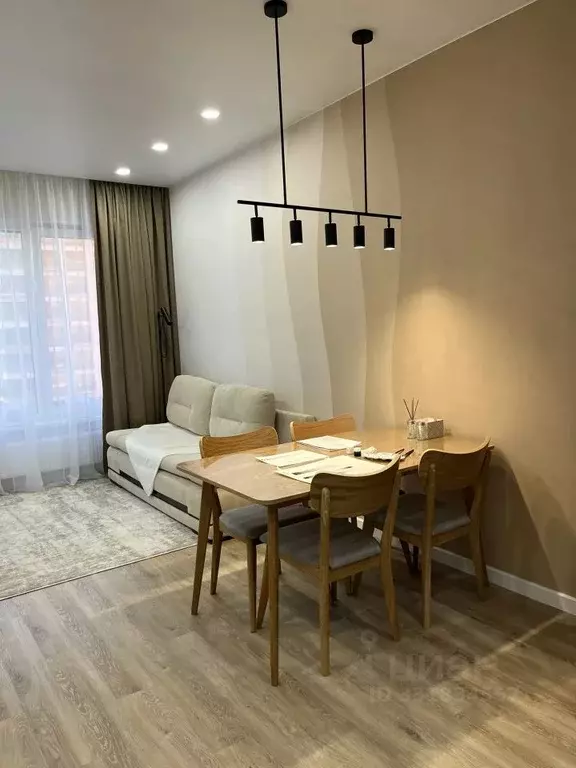 2-к кв. Алтайский край, Барнаул ул. Сергея Семенова, 27к2 (40.8 м) - Фото 1