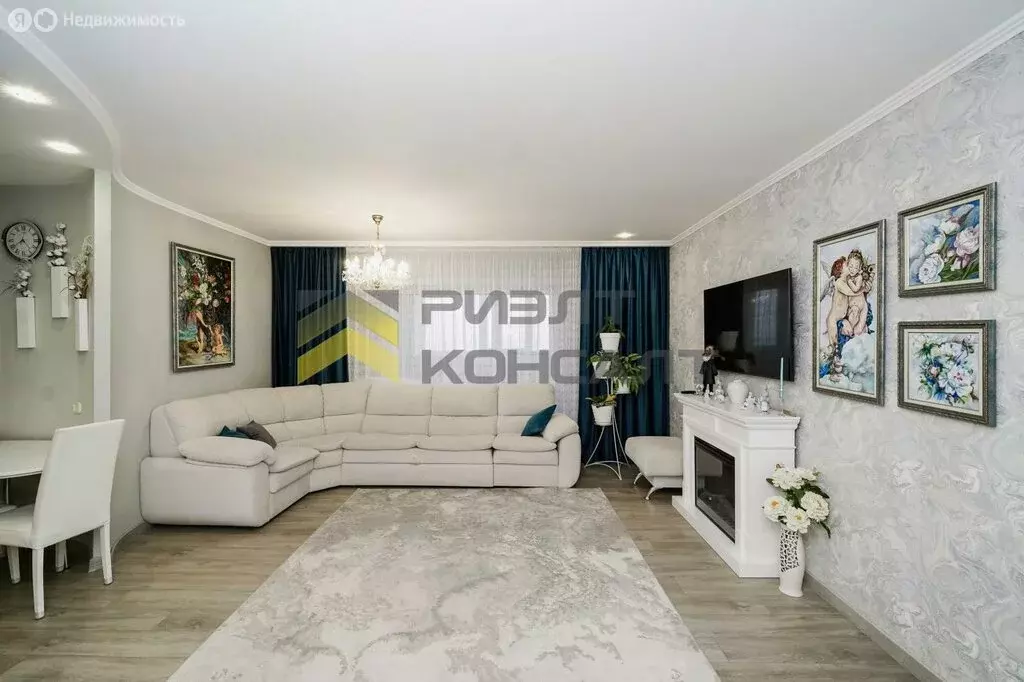 4-комнатная квартира: Омск, улица 10 лет Октября, 147 (146.5 м) - Фото 1