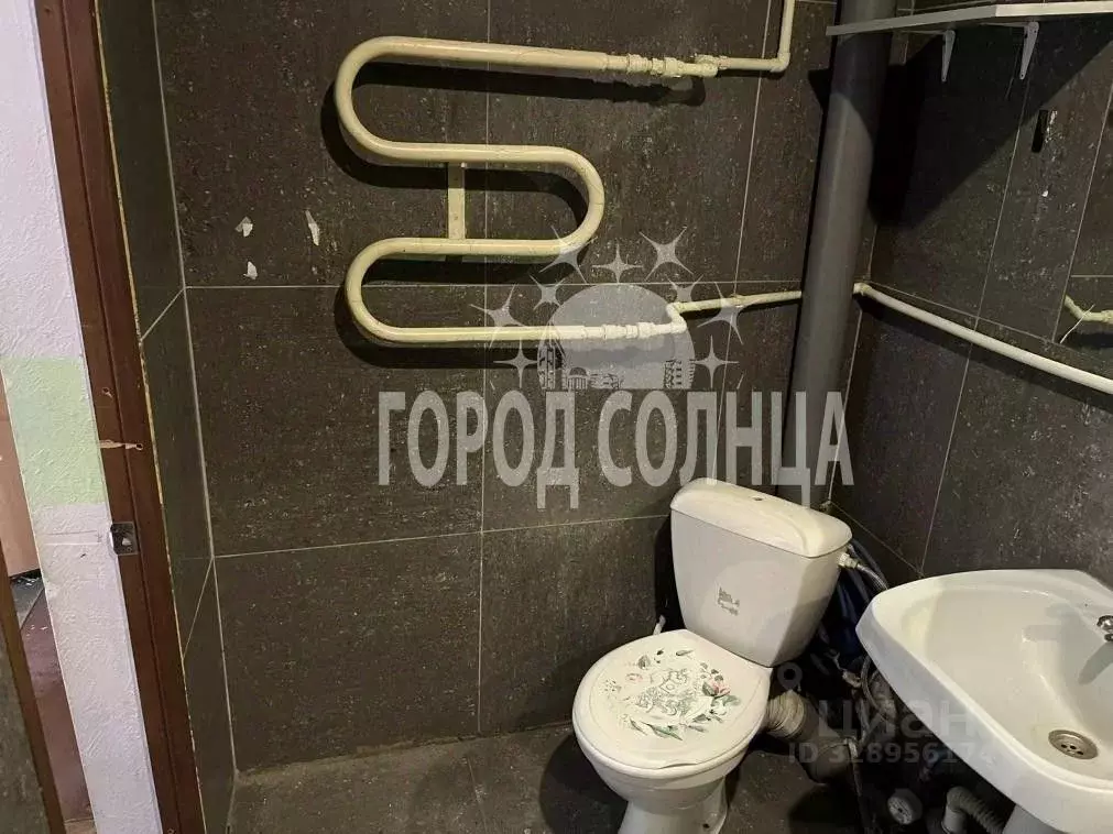 2-к кв. Омская область, Омский район муниципальный округ, пос. ... - Фото 1