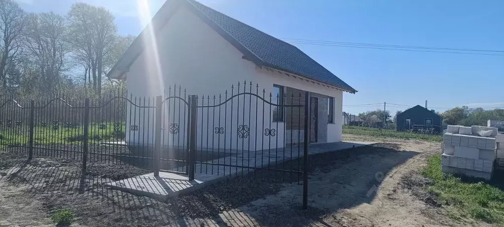 Дом в Калининградская область, Зеленоградск ул. Радужная, 8 (60 м) - Фото 0