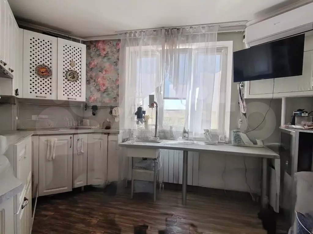 2-к. квартира, 60 м, 8/13 эт. - Фото 1