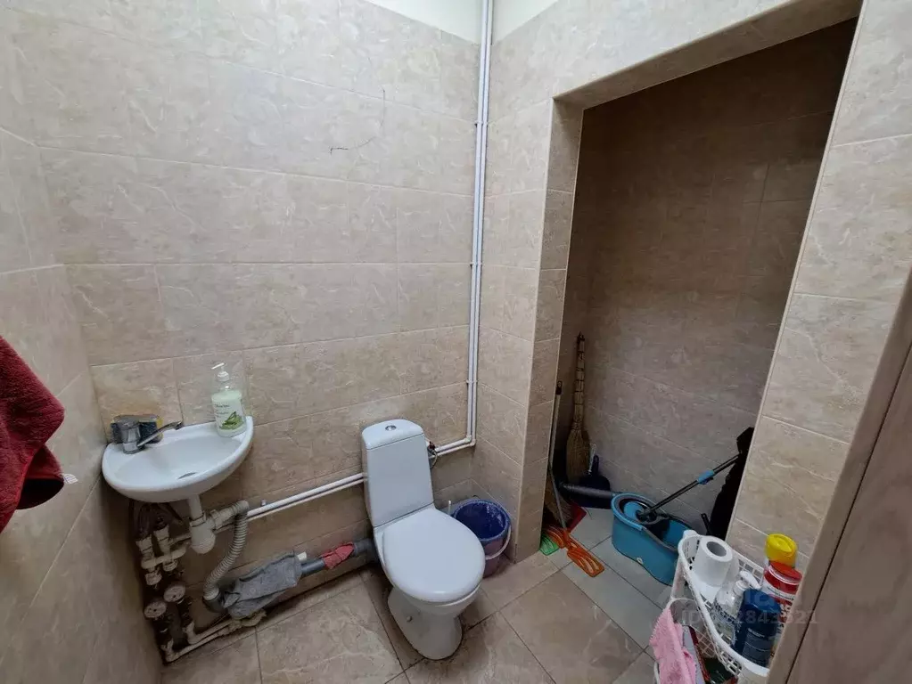 Помещение свободного назначения в Ростовская область, Батайск пл. ... - Фото 2