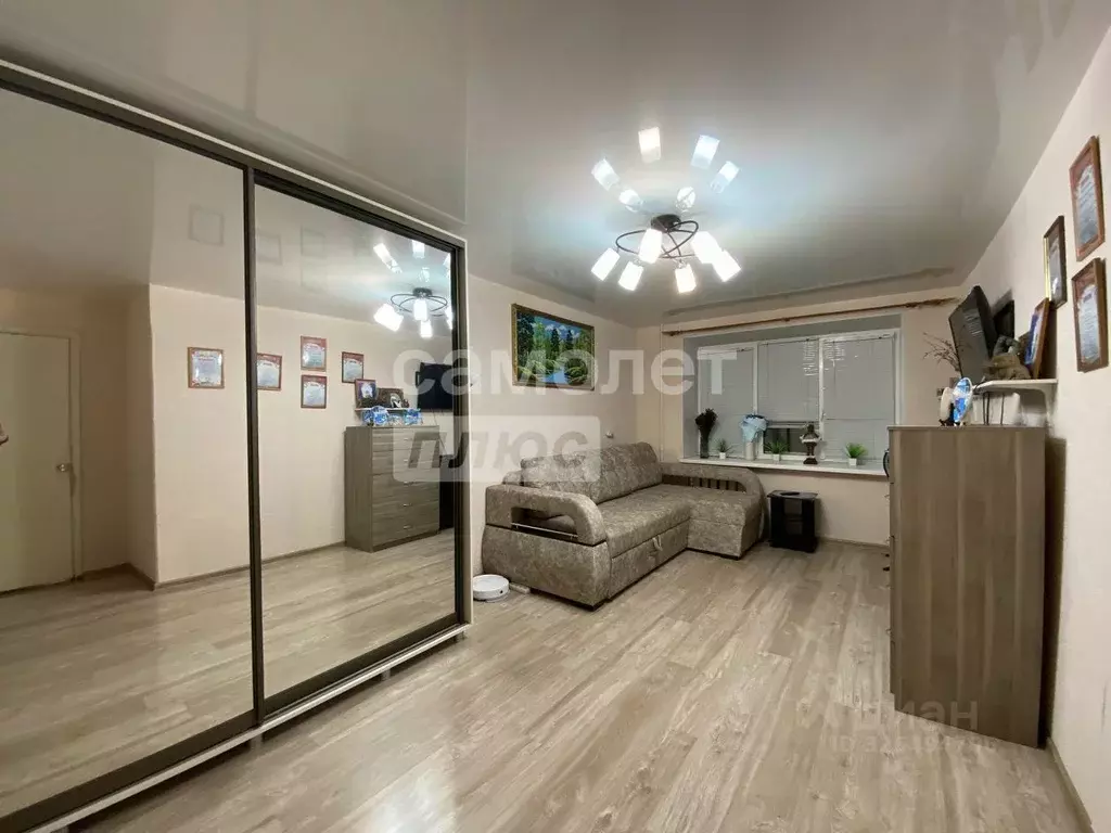 3-к кв. Нижегородская область, Дзержинск 7-й мкр, бул. Химиков, 3 ... - Фото 1