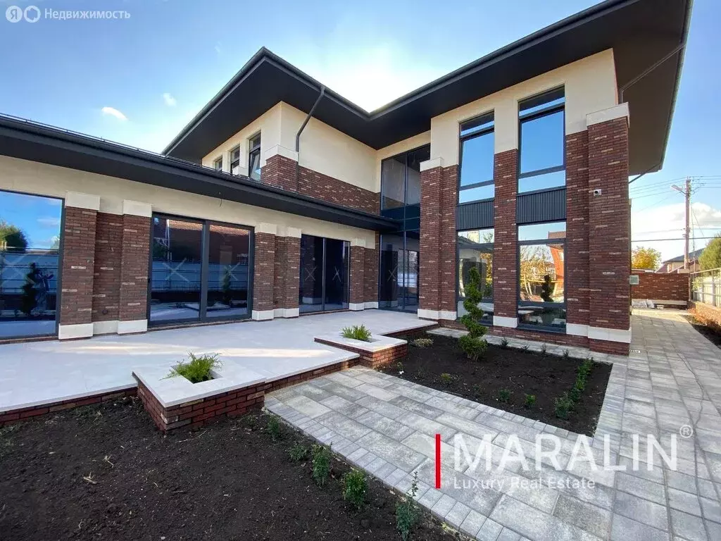 Дом в Янтарный, Жасминовая улица, 15 (300 м) - Фото 0