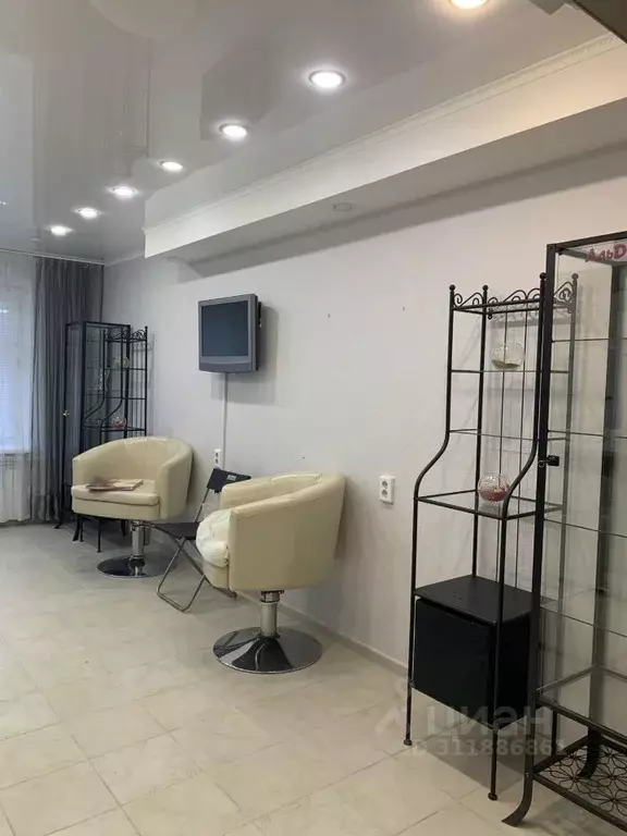 Помещение свободного назначения в Татарстан, Казань ул. Академика ... - Фото 1