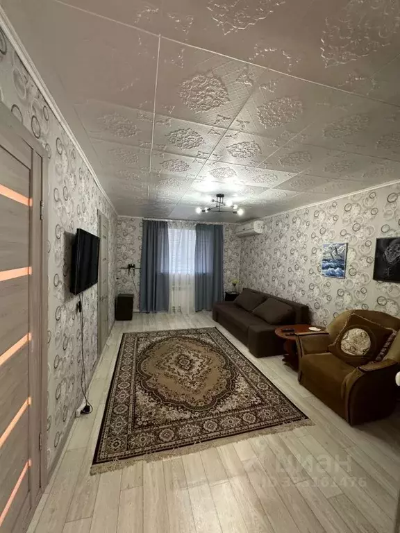 3-к кв. Крым, Керчь ул. Нижне-Садовая, 45 (48.0 м) - Фото 1