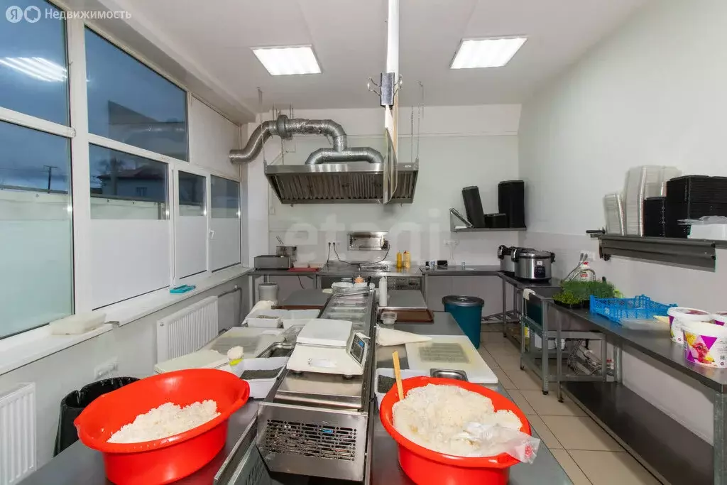 Торговая площадь (125.5 м) - Фото 1