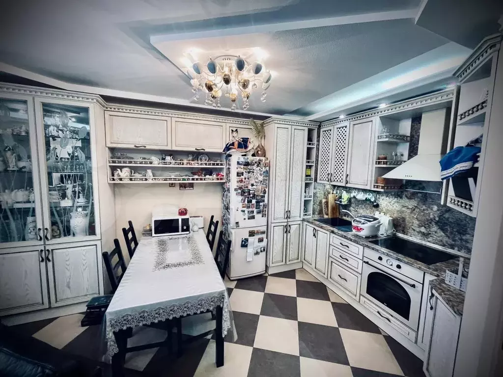 2-к. квартира, 56 м, 15/19 эт. - Фото 0