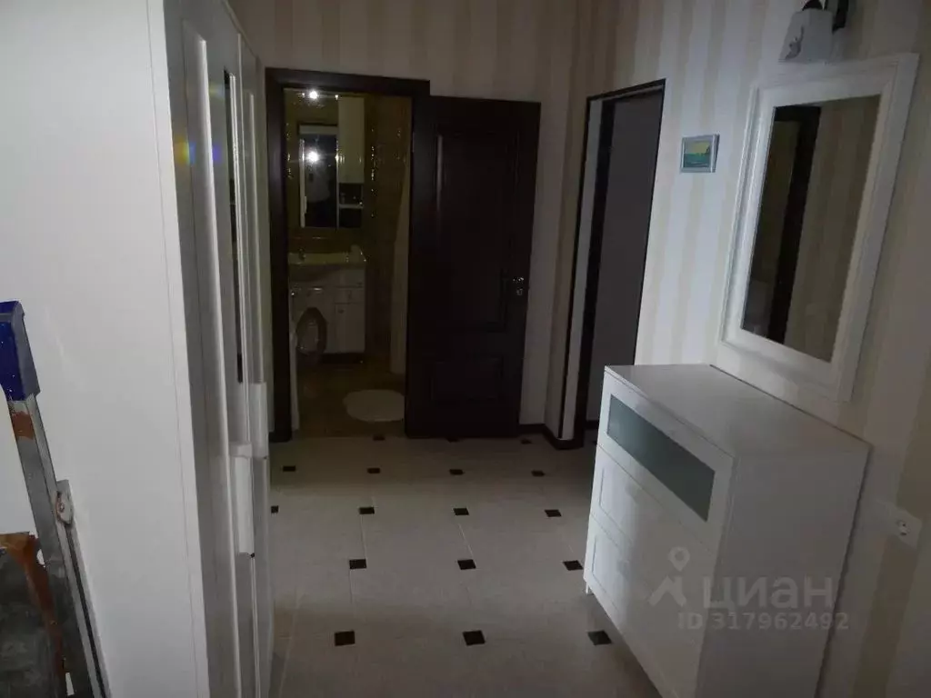 2-к кв. Краснодарский край, Геленджик Крымская ул., 21 (65.0 м) - Фото 1