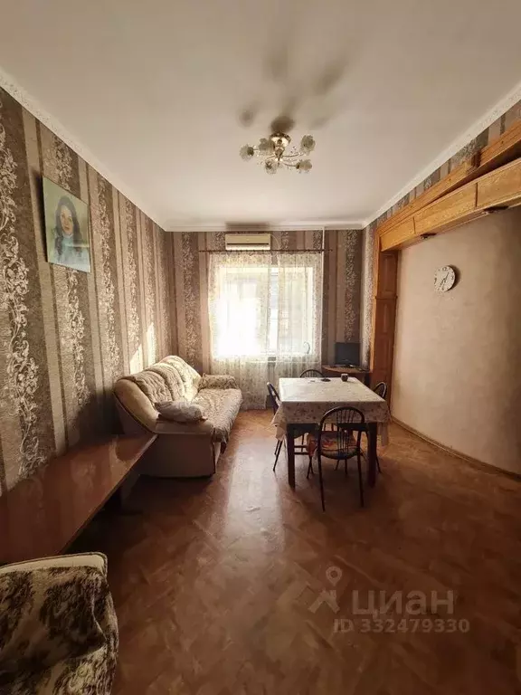 Дом в Ростовская область, Волгодонск Ленинградская ул. (100 м) - Фото 2