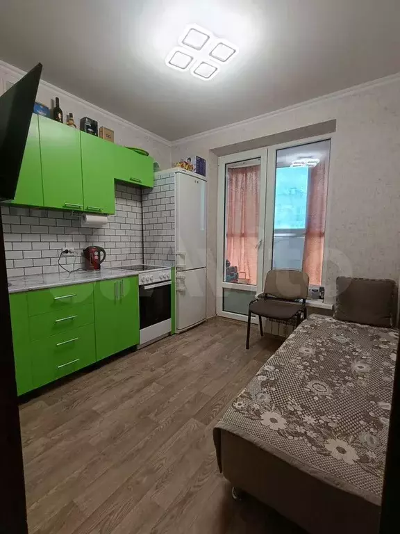 1-к. квартира, 32 м, 4/5 эт. - Фото 0