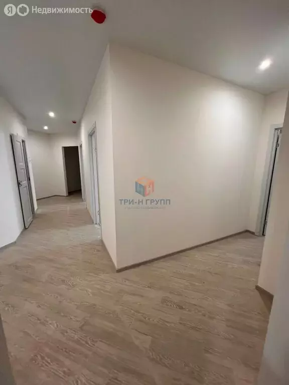 3-комнатная квартира: Санкт-Петербург, улица Кустодиева, 7к1 (92.9 м) - Фото 1