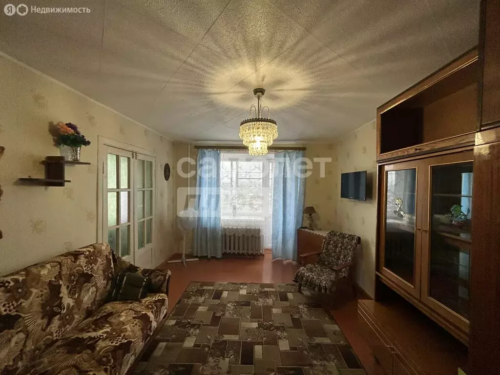 3-комнатная квартира: Оричи, Юбилейная улица, 13 (58 м) - Фото 1