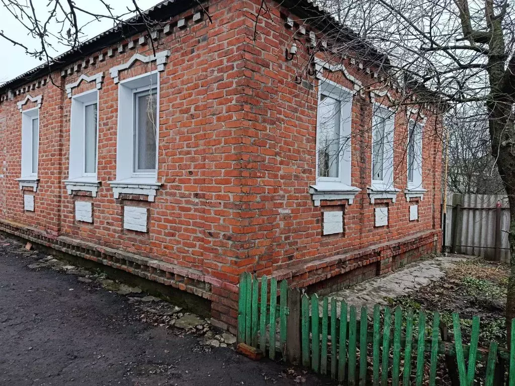 Дом в Белгородская область, Борисовка городское поселение, Борисовка ... - Фото 1