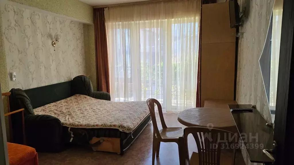 Комната Крым, Алушта городской округ, с. Приветное ул. Парниковая, 2 - Фото 0