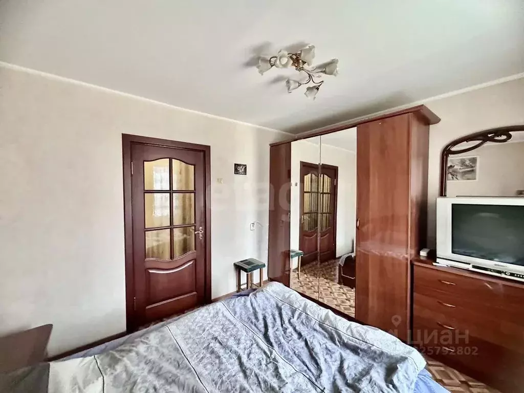 3-к кв. Смоленская область, Ярцево ул. Энтузиастов, 33 (68.4 м) - Фото 1