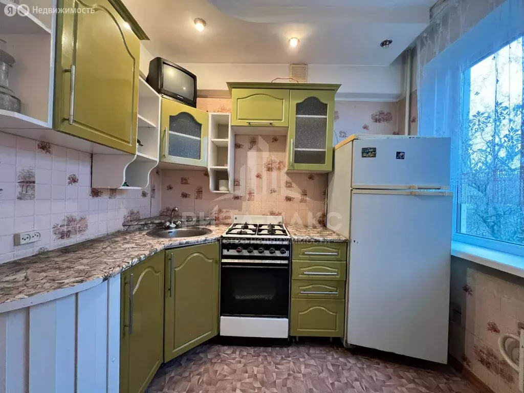 1-комнатная квартира: Брянск, Бежицкий район, улица Молодой Гвардии, ... - Фото 2