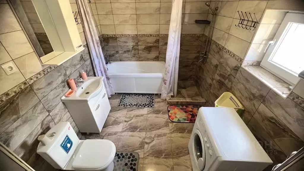 Дом в Крым, Феодосия городской округ, с. Солнечное  (72 м) - Фото 1