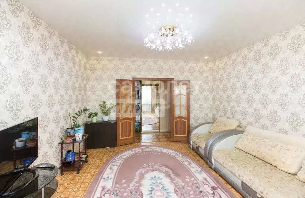 2-к кв. Ханты-Мансийский АО, Сургут ул. Мелик-Карамова, 41 (60.2 м) - Фото 0