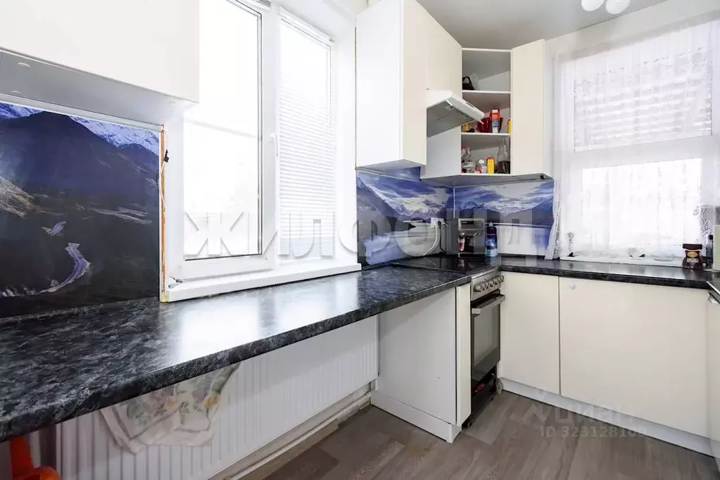 Дом в Новосибирская область, Мошковский район, пос. Октябрьский, ... - Фото 2