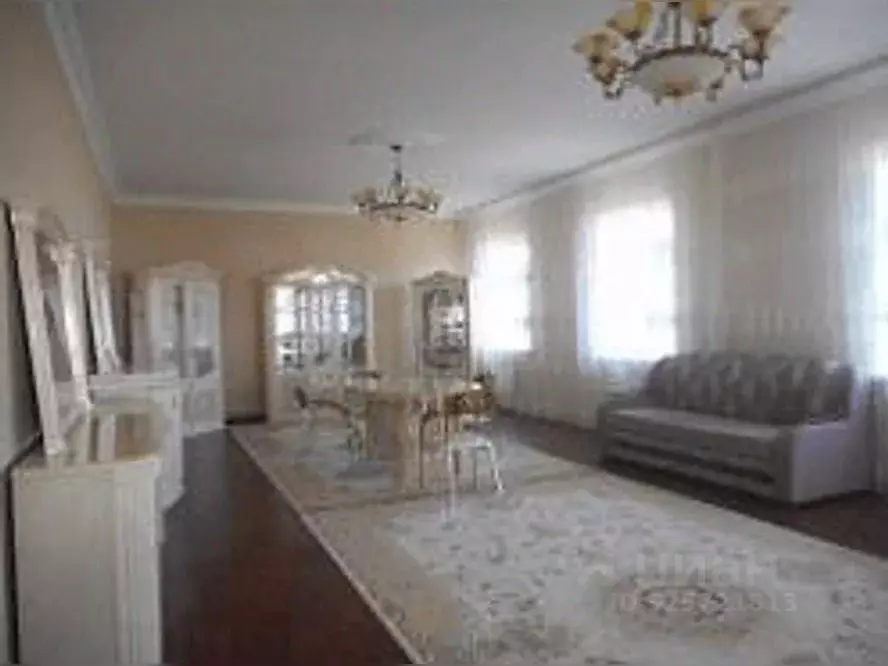 Коттедж в Ингушетия, Назрановский район, с. Сурхахи ул. Имени Товсолта ... - Фото 2