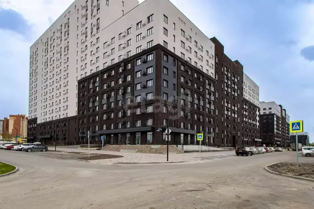 1-комнатная квартира: Тюмень, Новгородская улица, 22 (38.5 м) - Фото 1