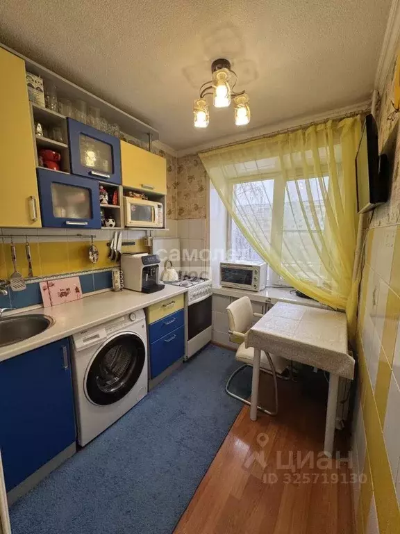 2-к кв. Омская область, Омск ул. Кирова, 9 (44.9 м) - Фото 1