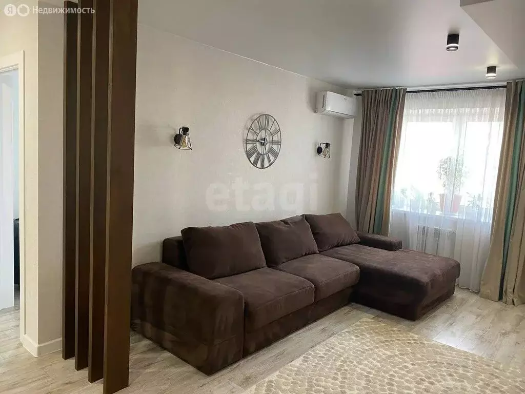 3-комнатная квартира: Энгельс, ул. Льва Кассиля, 29 (105 м) - Фото 1