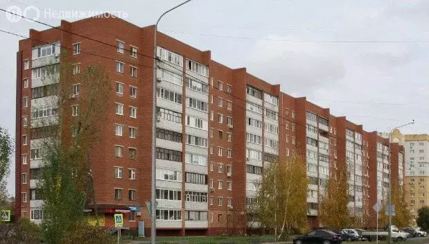 4-комнатная квартира: Тюмень, улица Ватутина, 51 (72.7 м) - Фото 1