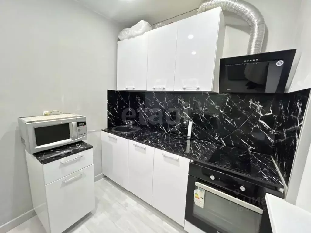 2-к кв. Тюменская область, Тобольск 4-й мкр, 31 (45.0 м) - Фото 2