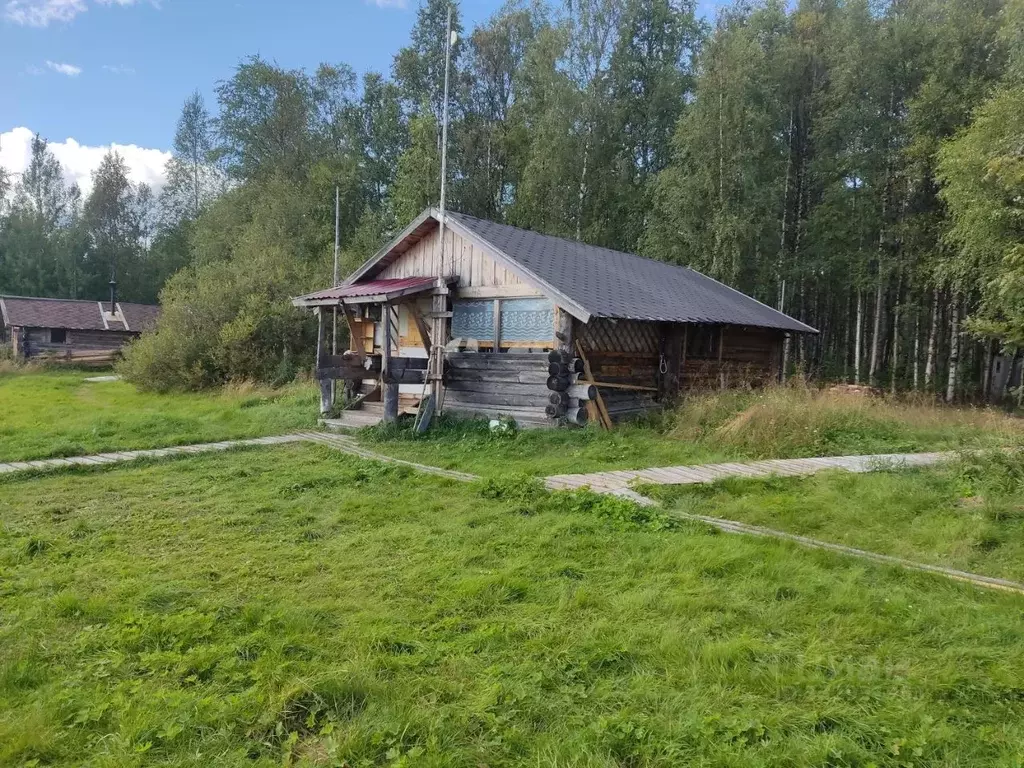 Дом в Карелия, Лоухский район, Кестеньгское с/пос, Лайдасалма тер.  ... - Фото 1