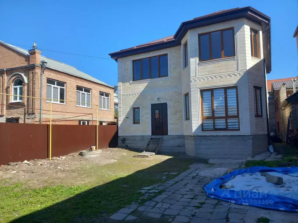 Дом в Северная Осетия, Владикавказ ул. Генерала Хетагурова, 56 (210 м) - Фото 2