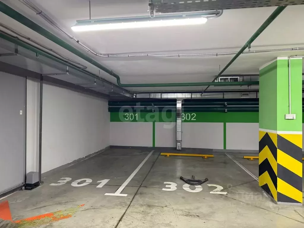 Гараж в Москва ул. Усачева, 15А (301 м) - Фото 1