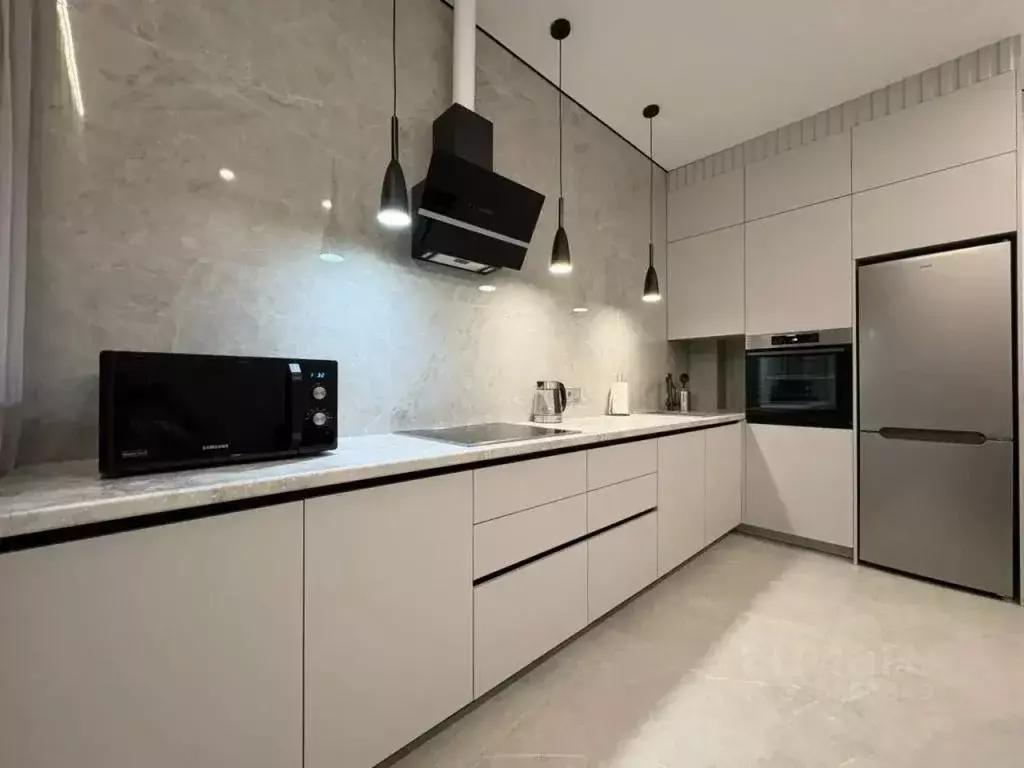 2-к кв. Татарстан, Казань ул. Алексея Козина, 9 (65.0 м) - Фото 2