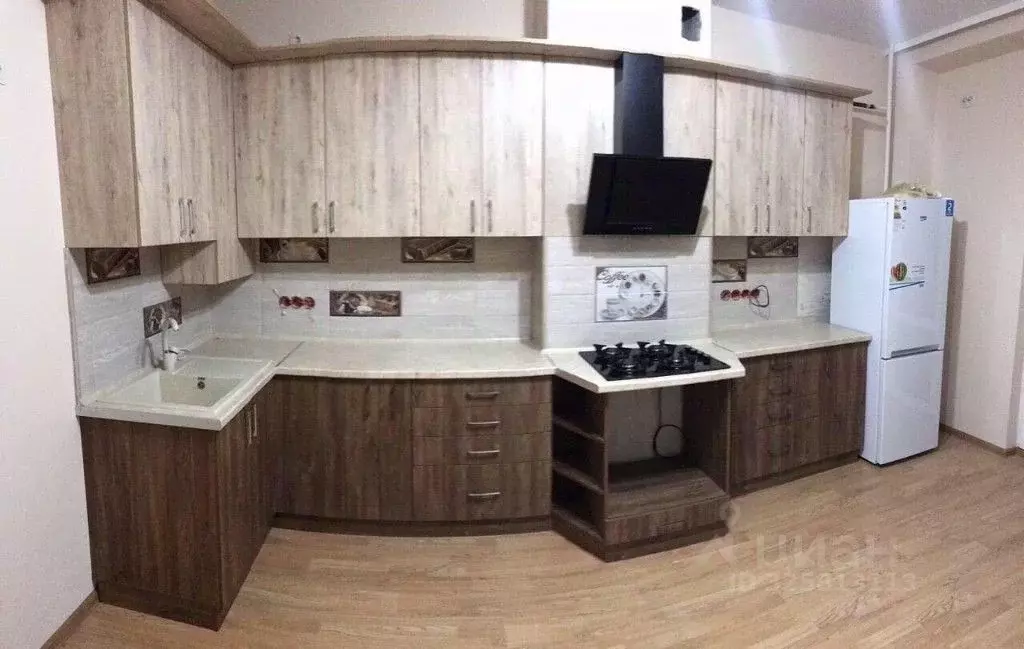 2-к кв. Крым, Симферополь пер. Крылова, 36 (72.4 м) - Фото 2