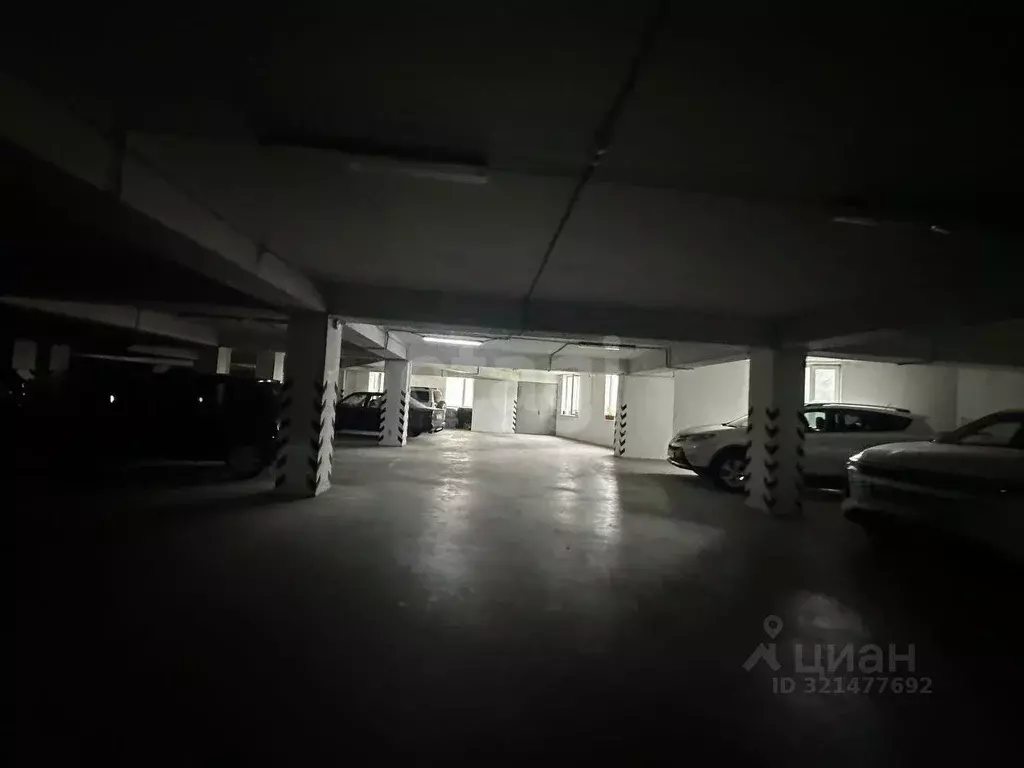 Гараж в Крым, Алушта ул. Школьная (17 м) - Фото 1