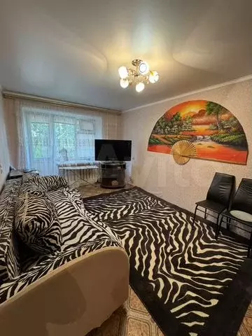 1-к. квартира, 35 м, 2/4 эт. - Фото 0