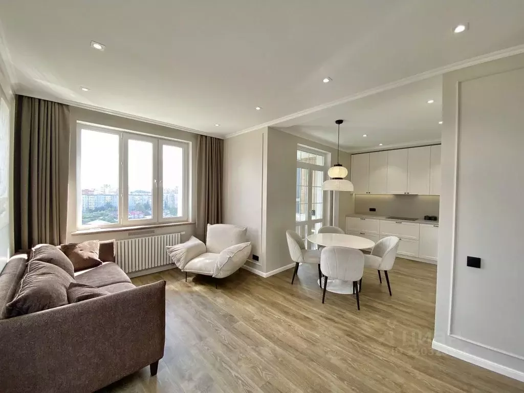 3-к кв. Кировская область, Киров ул. Краснополянская, 5 (94.1 м) - Фото 1