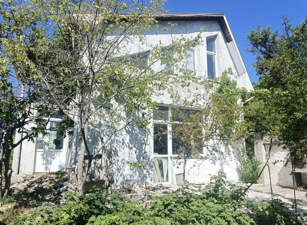 Дом в Севастополь ул. Героев Бреста (160 м) - Фото 1