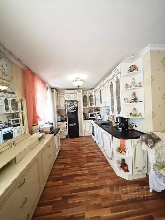 3-к кв. Крым, Сакский район, Новофедоровка пгт ул. Севастопольская ... - Фото 0
