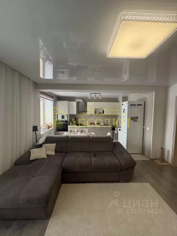 3-к кв. Свердловская область, Ревда ул. Интернационалистов, 36 (64.1 ... - Фото 1