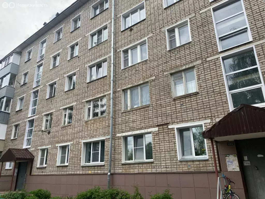 3-комнатная квартира: Киров, улица Опарина, 5 (62.3 м) - Фото 0