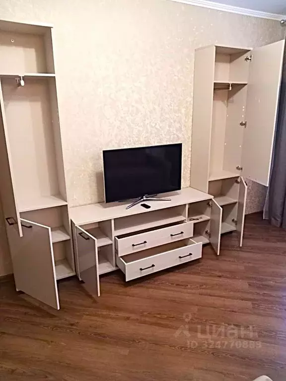 Студия Иркутская область, Иркутск ул. Зверева, 1/2 (32.0 м) - Фото 1