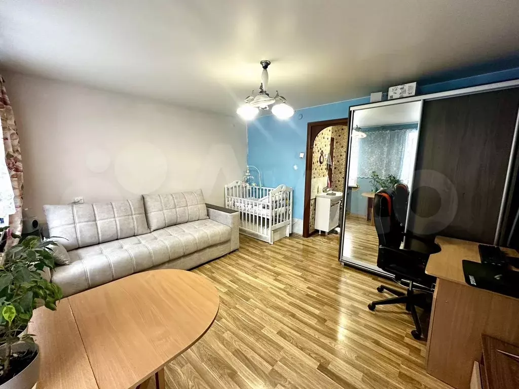 Комната 22,8 м в 4-к., 2/5 эт. - Фото 1