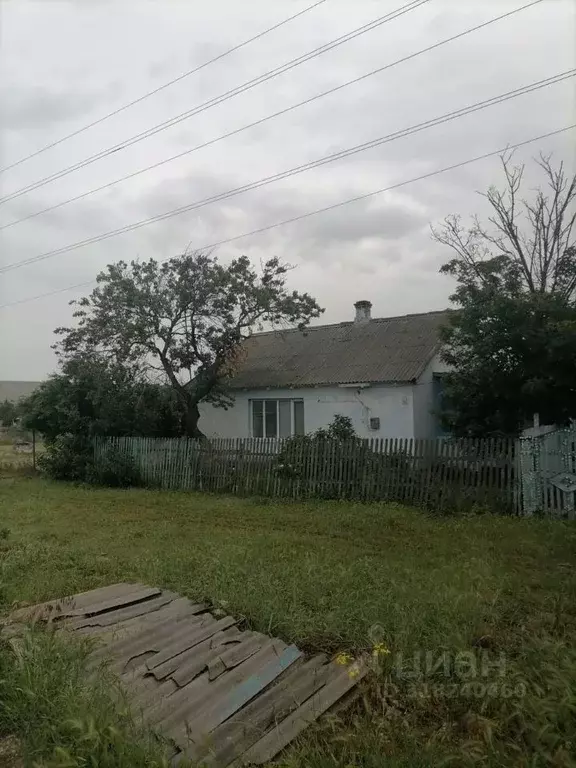 Дом в Крым, Ленинский район, с. Марфовка ул. Дзержинского (52 м) - Фото 0