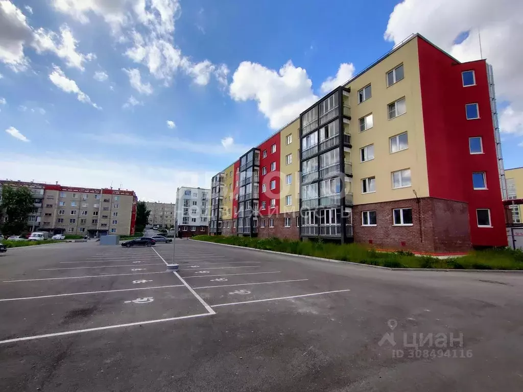 1-к кв. Пермский край, Березники ул. Уральских танкистов, 8/3 (41.7 м) - Фото 0